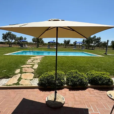 לינה וארוחת בוקר Vila Fuzeta Bed&Breakfast 4*