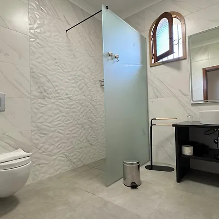 Frühstückspension Vila Fuzeta Bed&Breakfast 4*