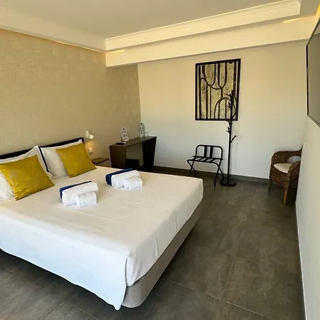 Vila Fuzeta Bed&Breakfast 4*