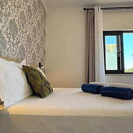 Vila Fuzeta Bed&Breakfast ベッド・アンド・ブレックファスト フゼタ