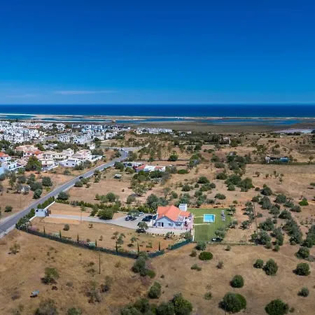 Vila Fuzeta Bed&Breakfast 4*